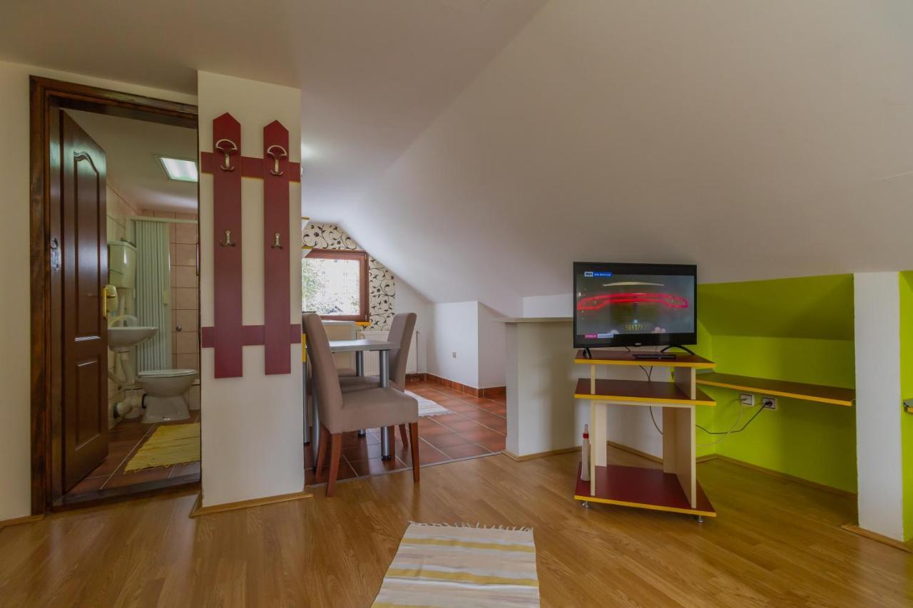 Apartmani Nika Zlatibor Buitenkant foto